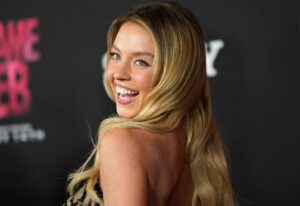 Jeansmarke verteidigt ihre Werbung mit Sydney Sweeney