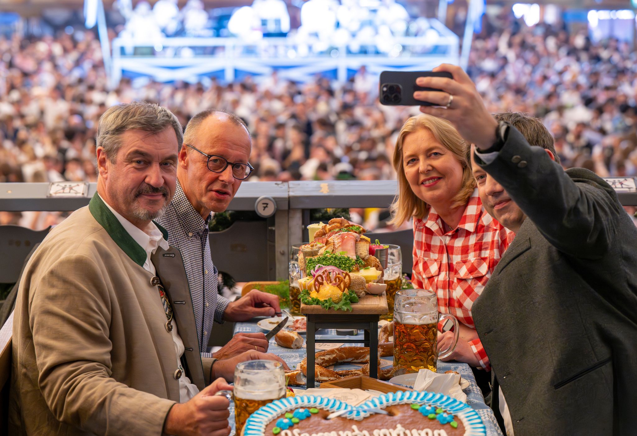 Bundeskanzler Merz auf der Wiesn