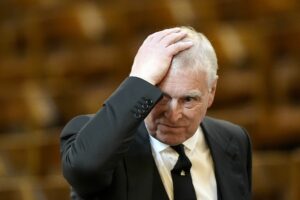 Buch von Epstein-Opfer Giuffre erhöht Druck auf Prinz Andrew
