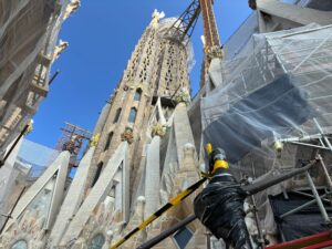 Deutsches Kreuz auf Sagrada Família ist fertig